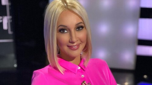 49-летняя Кудрявцева в шубе цвета «вырви глаз» показала, как выглядит Барби на пенсии