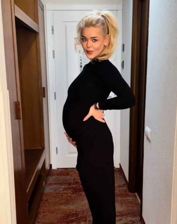 Вагітна Аліна Гросу