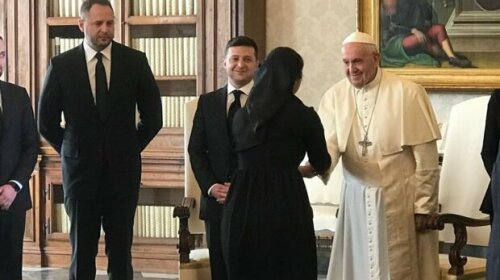 Елена и Владимир Зеленские встретились с Папой Римским: как выглядела первая леди в Ватикане (первые фото, видео)