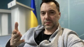 Арестович покоряет музыкальные чарты: украинский Dj Tapolsky записал трек с советником Президента