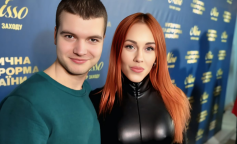 Олена Тополя з фанатом, фото з соцмереж