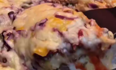 Запеканка "Чизбургер", кадр из видео