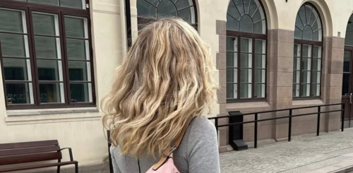 Жінка, волосся