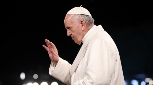 Залишається тільки молитися: Папа Римський захворів після спілкування з парафіянами у Ватикані - подробиці