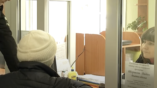 Смогут работать даже пенсионеры: какие вакансии предлагают украинцам с зарплатой в 50 тысяч гривен