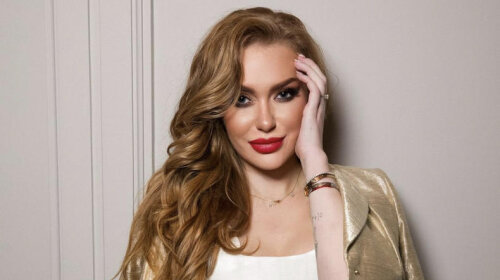 Cлава Камінська спантеличила виглядом у "дірявому" піджаку (ФОТО)