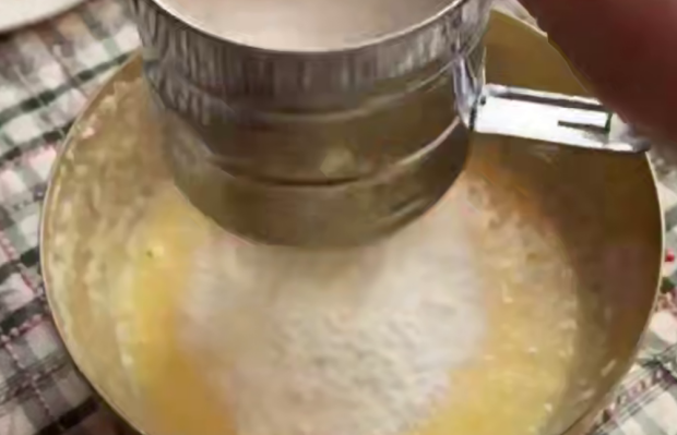 Кекс "Рафаелло", кадр з відео