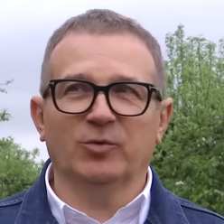 Юрій Горбунов, кадр з інтер'ю