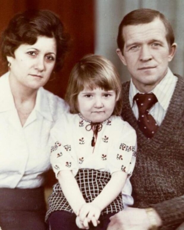 Наталія Могилевська з батьками
