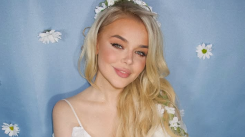 Аліна Гросу, фото із соцмереж співачки