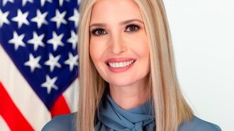 У білій сукні з квітковим принтом: Іванка Трамп захопила елегантним весняним нарядом у Вашингтоні