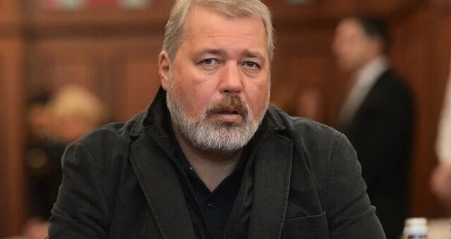 Российский журналист Дмитрий Муратов получил Нобелевскую премию мира 1