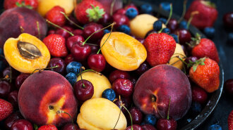 Как надо есть фрукты: совет известного диетолога