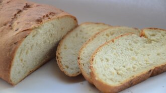Що буде з організмом, якщо їсти білий хліб кожен день?