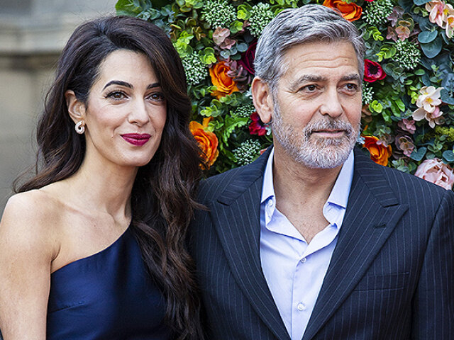 George And Amal Clooney in Edinburgh To Receive Charity Award