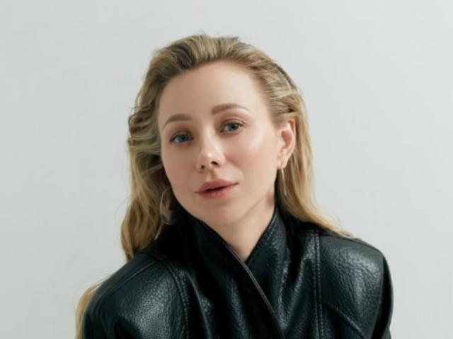 Катя Репяхова, дружина Віктора Павліка