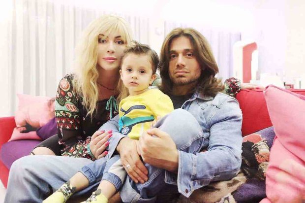 Ірина Білик з чоловіком і сином