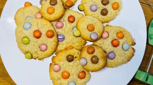 Яркое печенье, как из сказок всего за 10 минут– рецепт лакомства для детей
