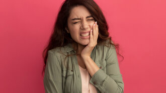 Невролог розповів, які захворювання можуть маскуватися під зубний біль