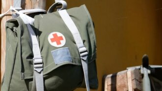 Як надати першу допомогу в умовах війни: інструкція парамедиків