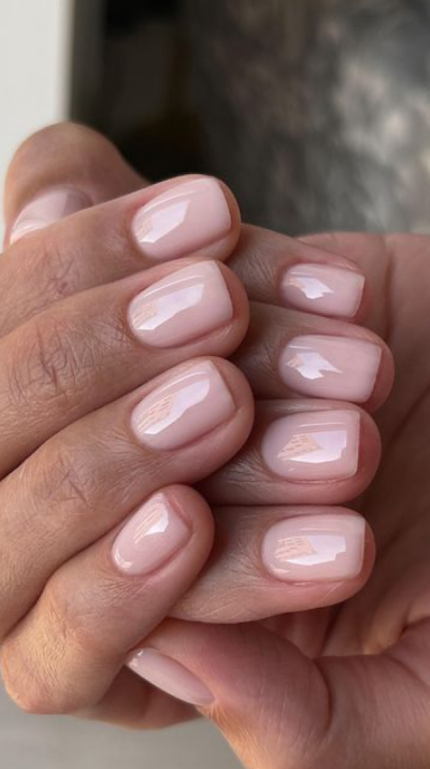 Пастельний манікюр