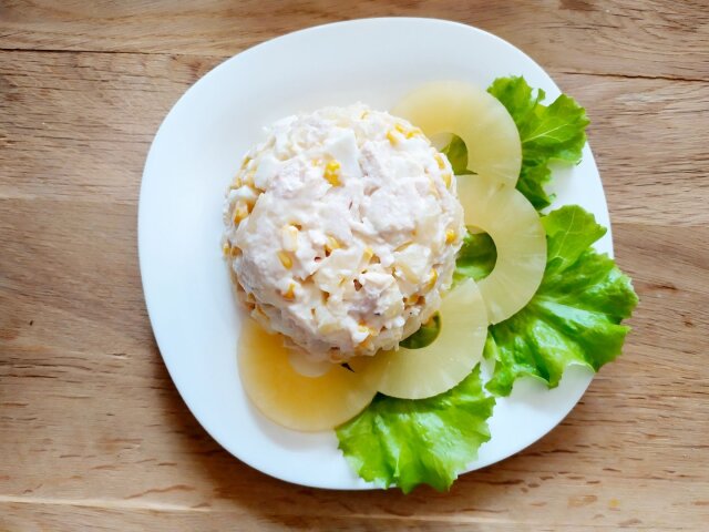 Вкусный салат с ананасами – пошаговый рецепт приготовления с фото