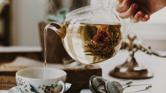 Чай знімає стрес і зміцнює нерви