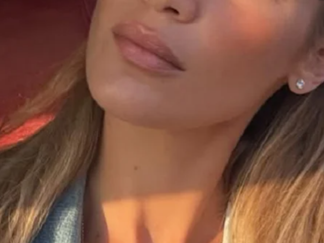 Мода, краса, губи, макіяж