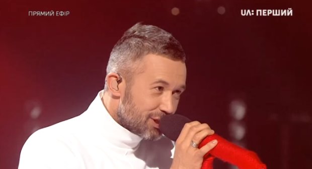 Евровидение 2018 первый полуфинал Сергей Бабкин посвятил песню жене, дочери и маме