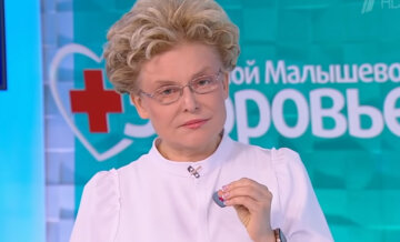 Все лицо в «боевых шрамах»: Елена Малышева показала лицо после работы с коронавирусными больными (ФОТО)