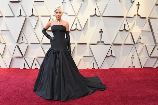 Леди Гага, Оскар 2019, лучшие наряды