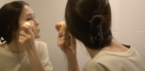 Кожа, скриншот из YouTube