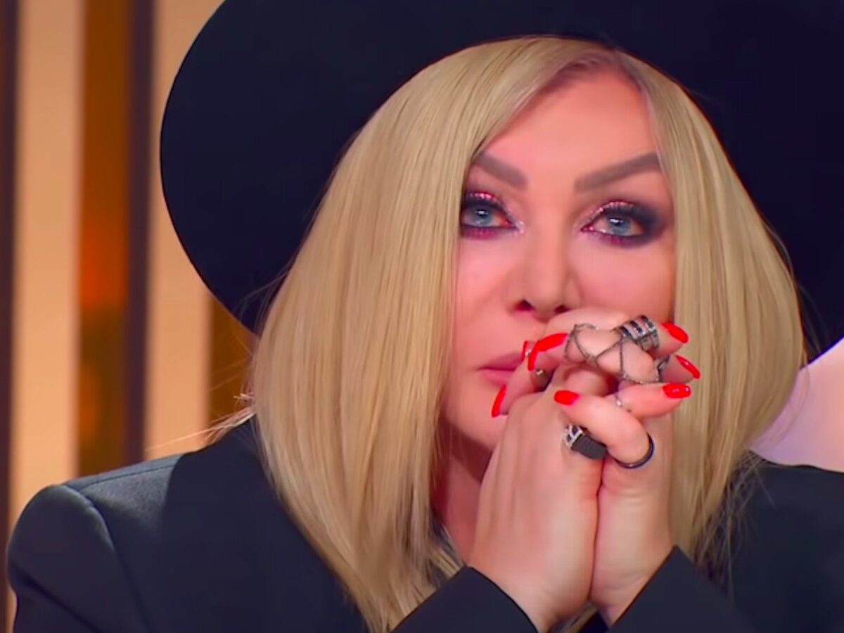 Әйелдердің іш киімінің порнофотосуреттері