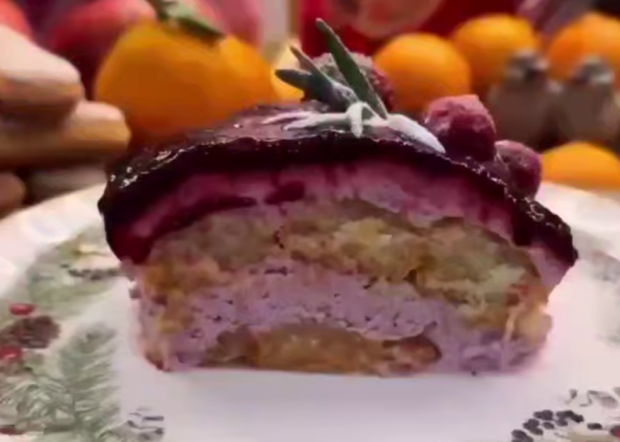 Тірамісу з брусниці та з мандаринами, кадр з відео