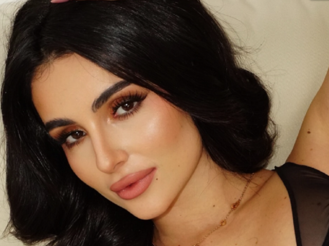 Анна Трінчер