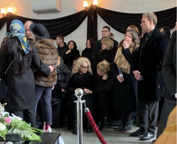 Лариса Долина, Юлия Началова, похороны, фото