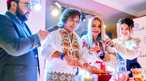 Виктор Павлик, Ольга Сумская и многие другие: украинские звезды приглашают на Рождественский фестиваль WINTER ROMANTIK FEST