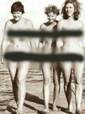Скандали з Ангелою Меркель: голе фото канцлера (ліворуч)