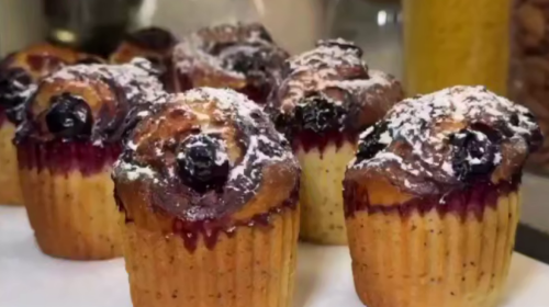 Кексы на кефире, кадр из видео