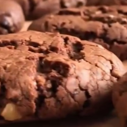 Печиво з шоколадом, кадр з відео