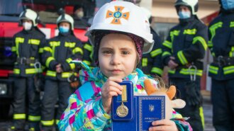 Маленькая героиня: 4-летняя киевлянка спасла от пожара кота и квартиру