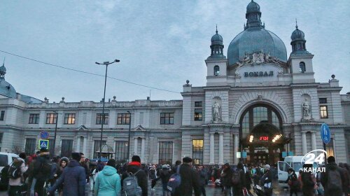 Куди звертатися біженцям у Львові: адреси та контакти