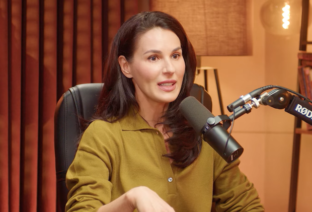 Маша Єфросиніна, кадр з відео