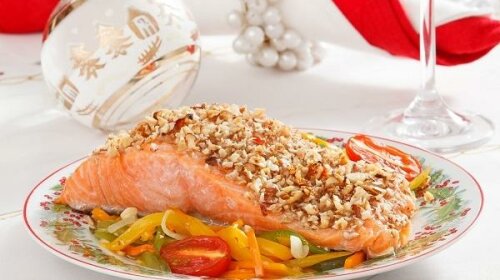 Новогоднее меню: безумно вкусная красная рыба в белом вине -  она станет украшением любого праздничного стола