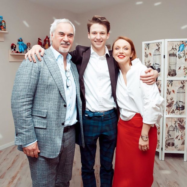 Альбина Джанабаева, Валерий Меладзе и их 14-летний сын Константин