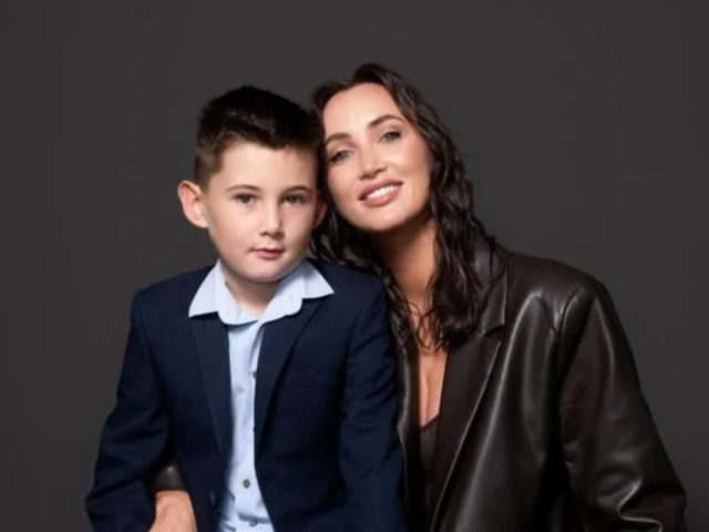 Анна Ризатдинова рассказала, как одной воспитывать ребенка