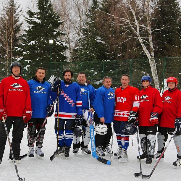 Внук Бориса Ельцин играет в хоккей