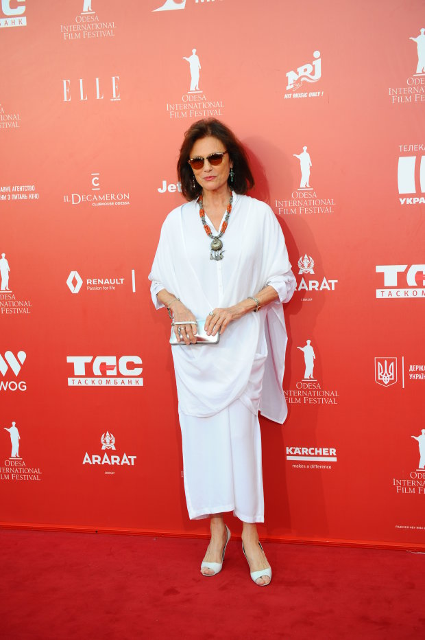 Одесский кинофестиваль 2018: Жаклин Биссет на церемонии закрытия