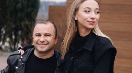Віктор Павлік придумав дивне прізвисько для молодої дружини: "Під'їхала роз'яснювальна бригада"