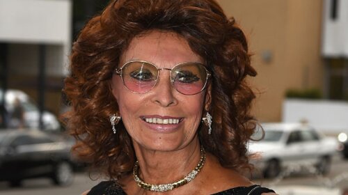 В Сети обсуждают раскрепощенные фото Софи Лорен: наши звезды такого себе не позволяли